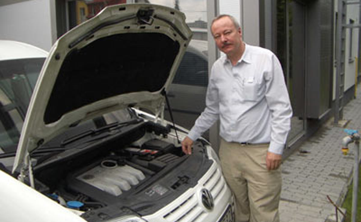 VW Caddy 1,9 kezelése xado diesel géllel